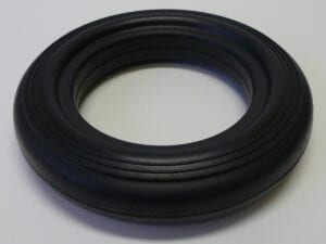 16752 SPS - TIRE - SOLID RUBBER